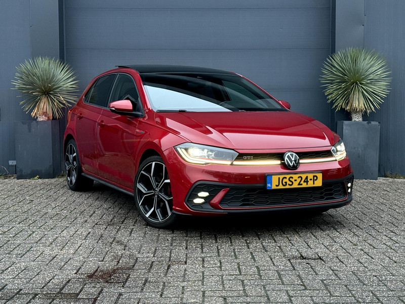 585951246-100-15.jpg