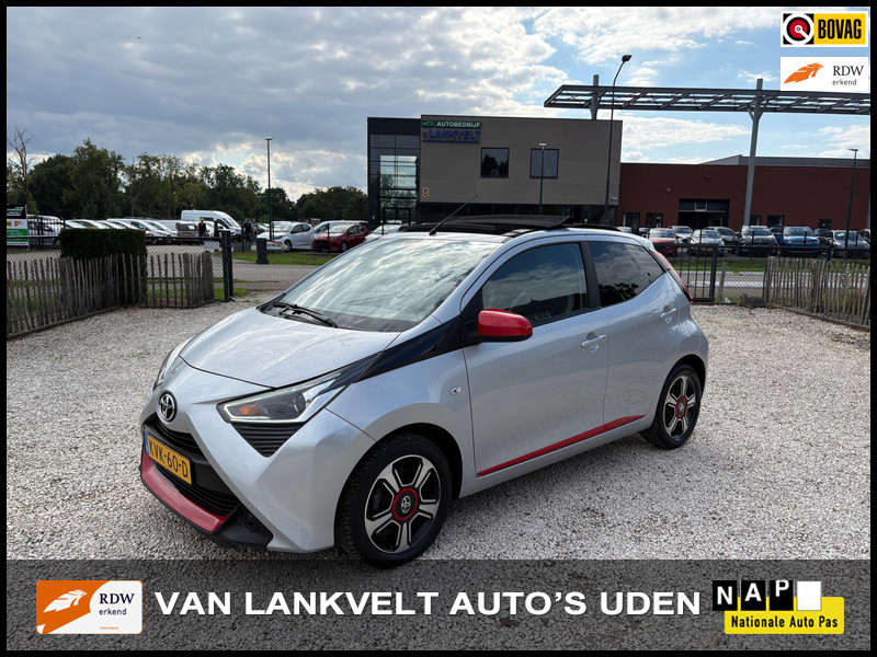 980170984-100-15.jpg