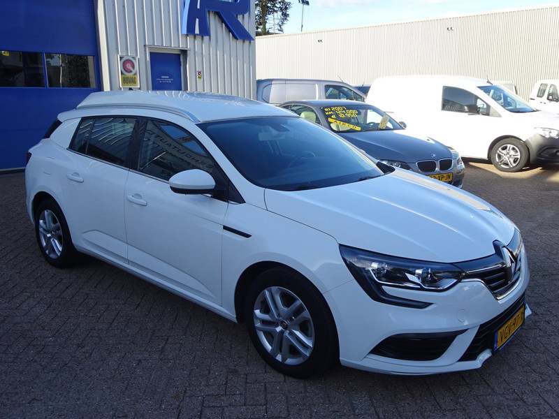 530280933-100-15.jpg
