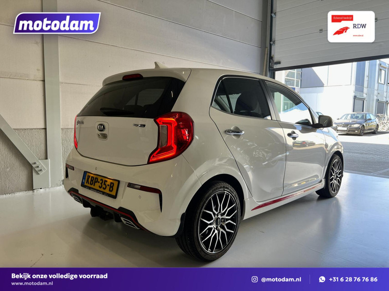745580403-100-15.jpg
