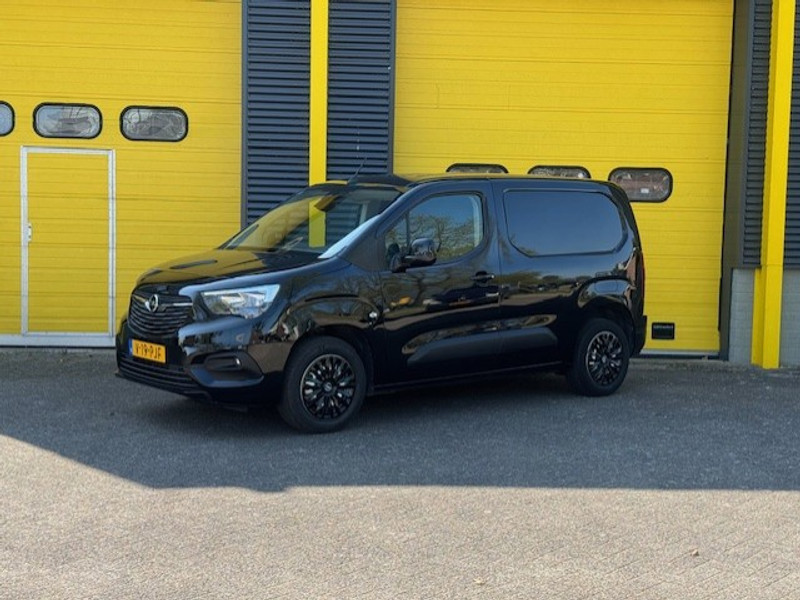 584866726-100-15.jpg