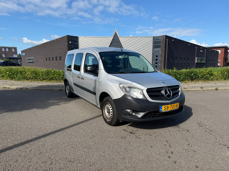 330059057-100-15.jpg