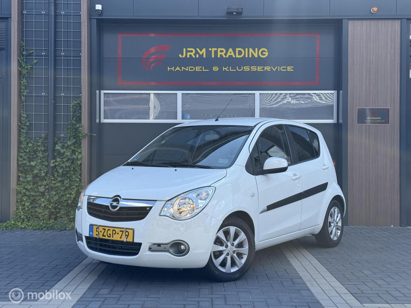605809352-100-15.jpg