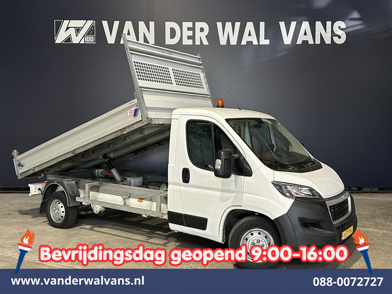581667458-100-15.jpg