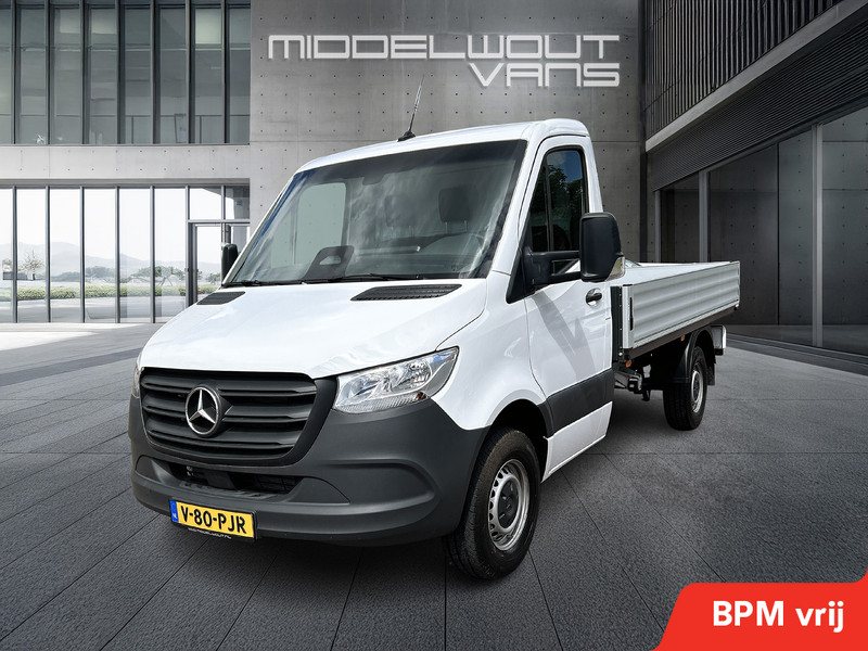 586192479-100-7.jpg