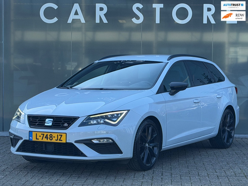 109289364-100-15.jpg