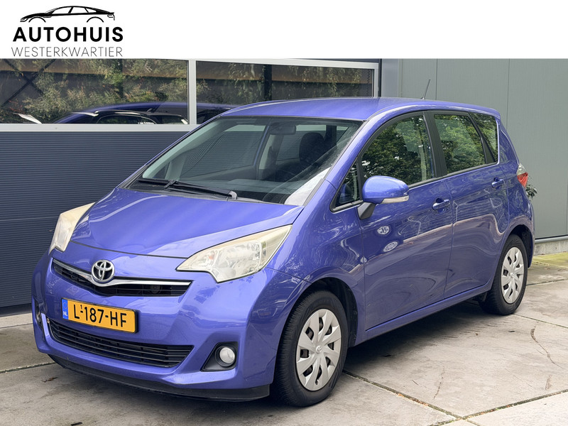 408215737-100-15.jpg