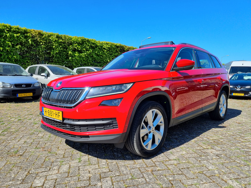 966560191-100-15.jpg