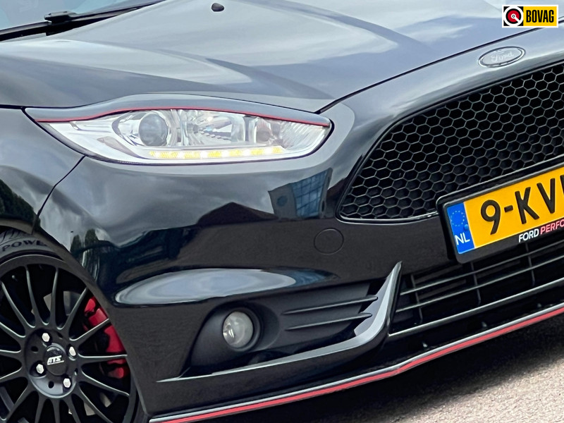 554786266-100-15.jpg