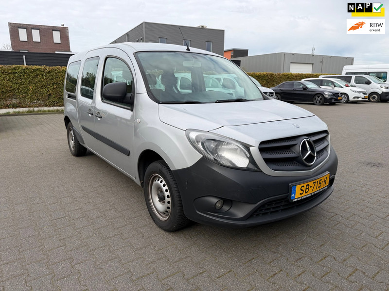 370026738-100-13.jpg