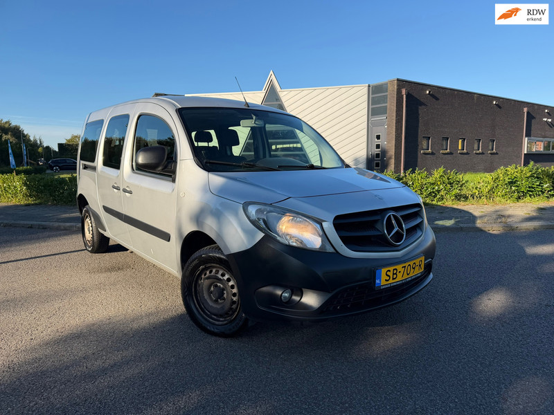 158966429-100-8.jpg