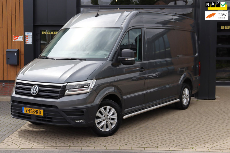 892671973-100-15.jpg