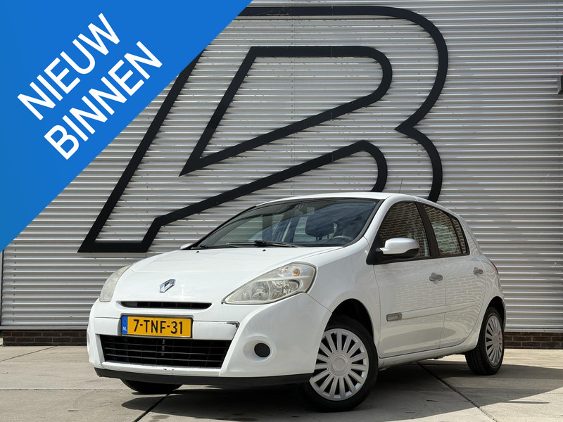 819551600-100-15.jpg