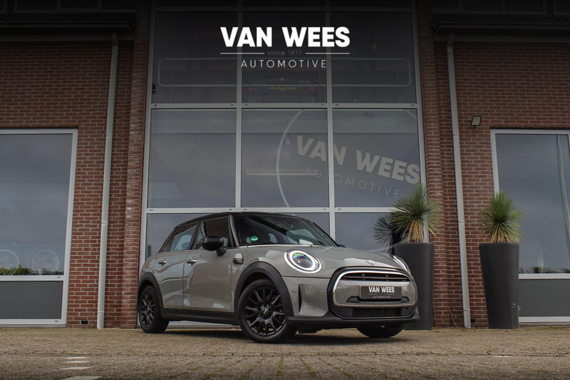 819597686-100-15.jpg