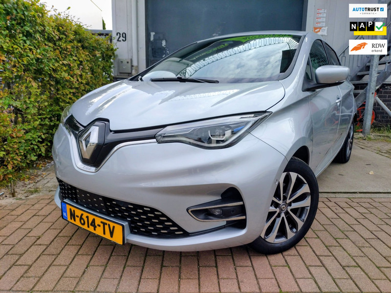 693259943-100-14.jpg