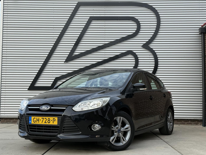 864500244-100-0.jpg