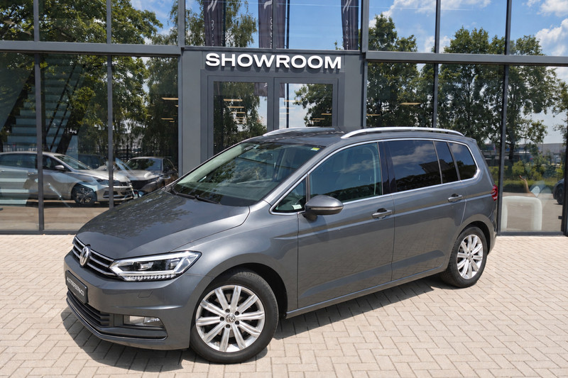 841930346-100-15.jpg