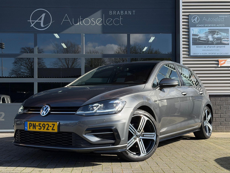 868649260-100-15.jpg