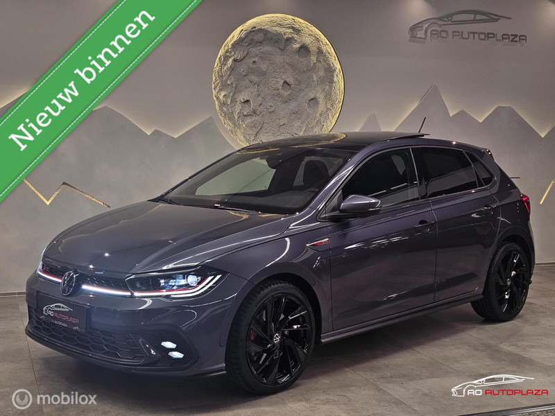 662225094-100-15.jpg