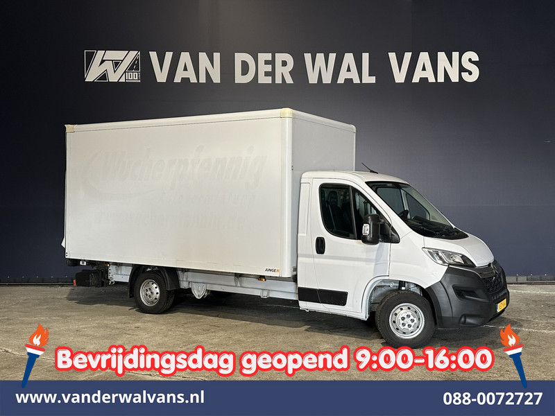 886539142-100-15.jpg